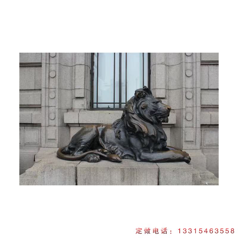 广场狮子铜雕（2）