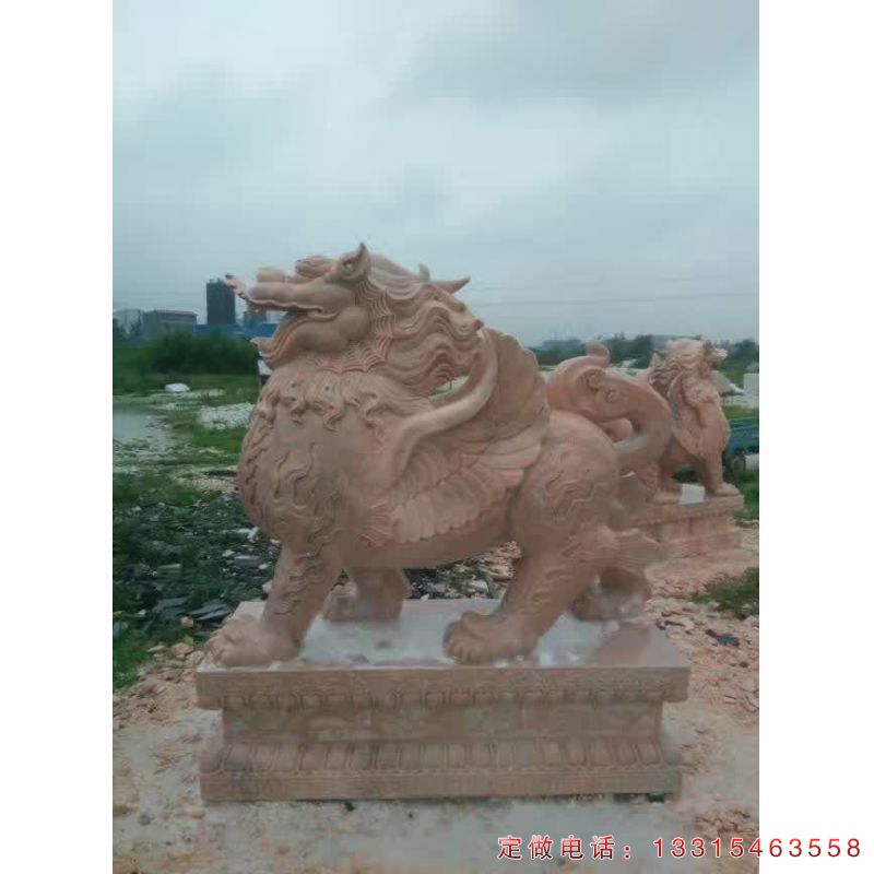 广场貔貅石雕（2）