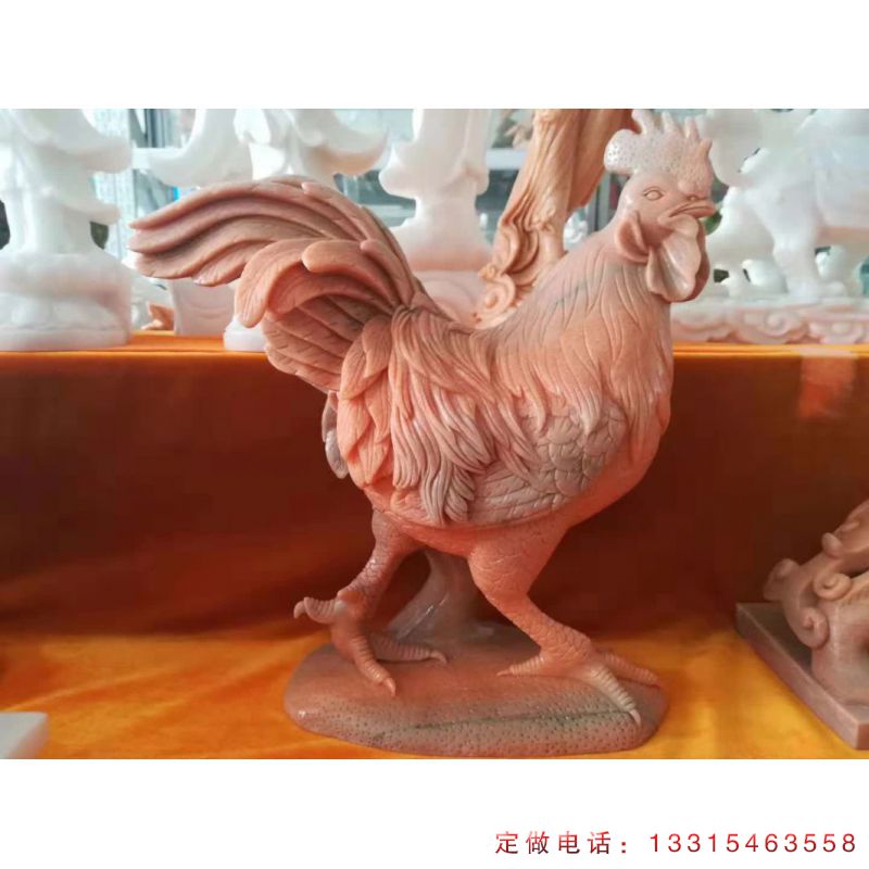 广场公鸡石雕（1）