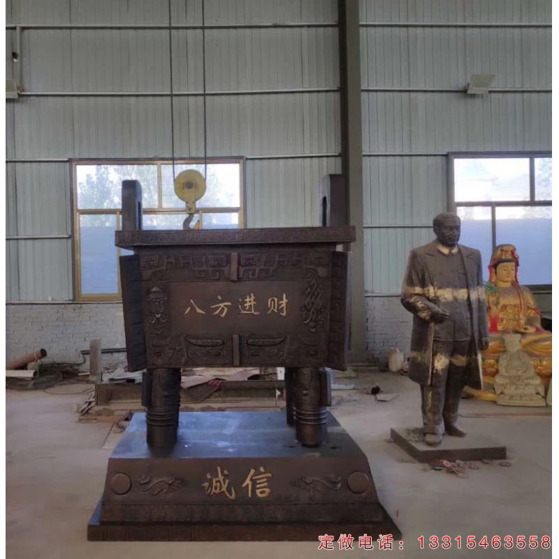 寺庙铜鼎雕塑（1）