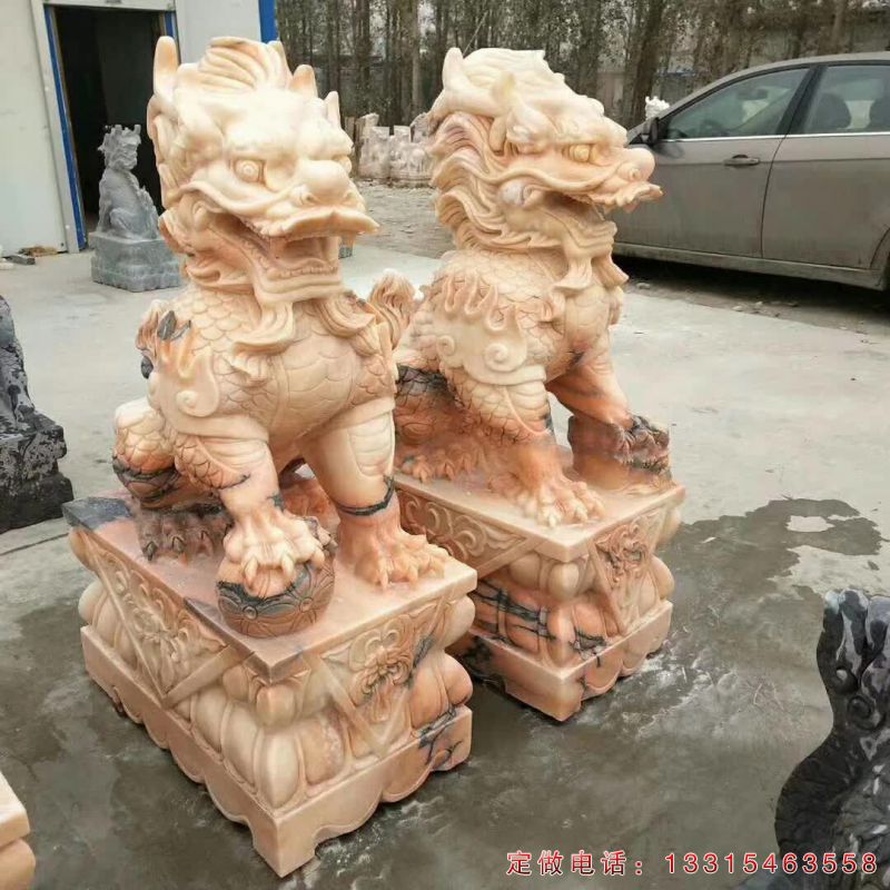 晚霞红麒麟动物雕塑（1）