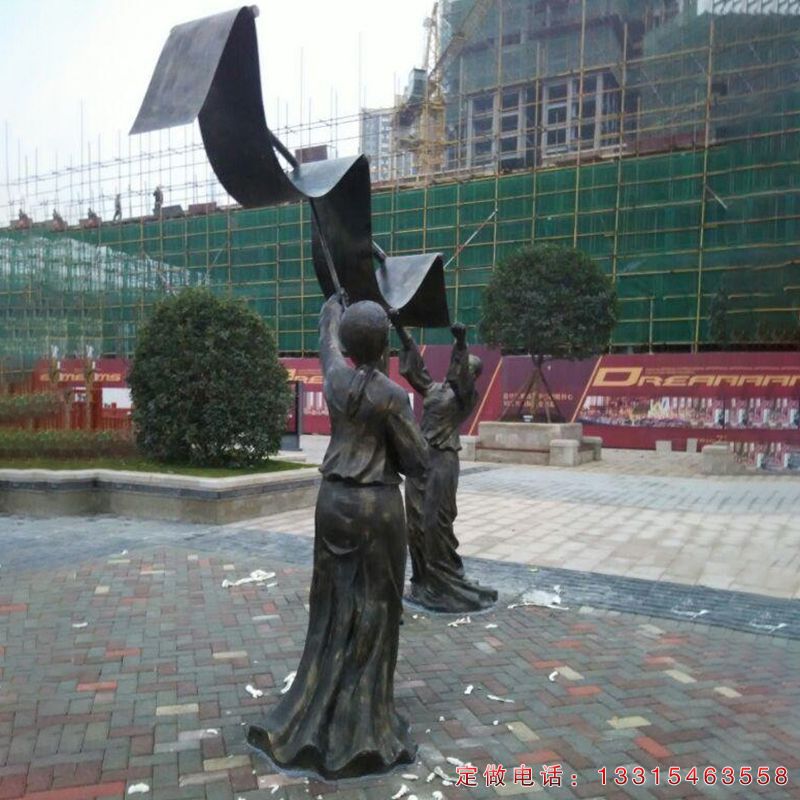 织布民俗人物铜雕（2）